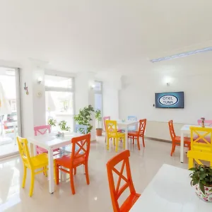 Hotel Tuna, Akçay