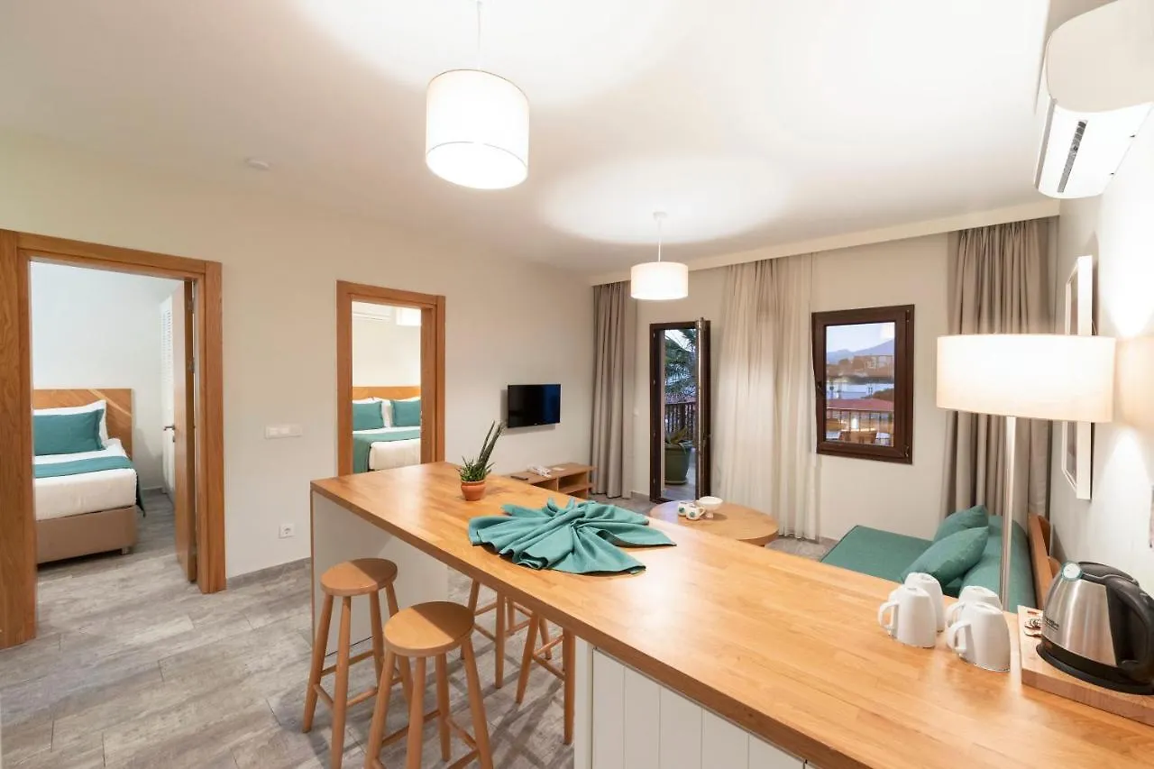 Dorman Suites Битез