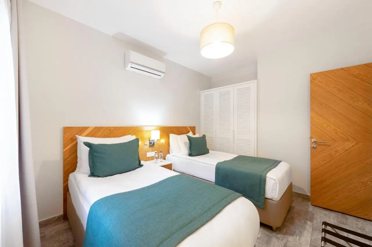Dorman Suites Битез Отель